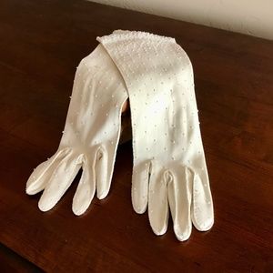 Vintage white gloves